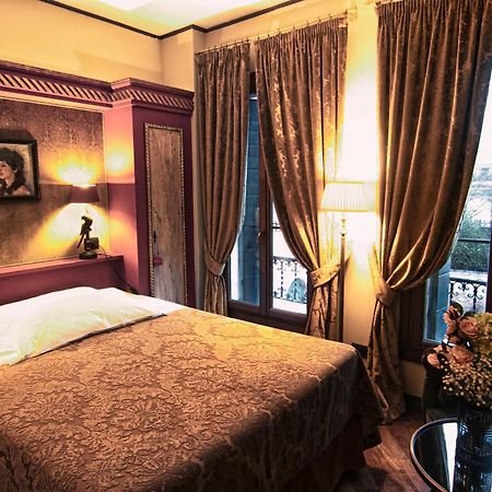 Hotel La Calcina Венеция Екстериор снимка