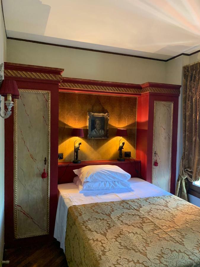 Hotel La Calcina Венеция Екстериор снимка