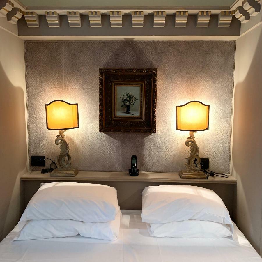 Hotel La Calcina Венеция Екстериор снимка